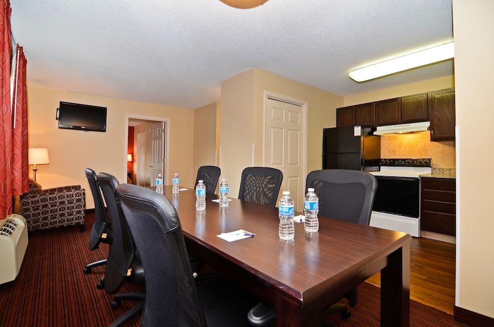 MainStay Suites Knoxville Airport Alcoa Extérieur photo